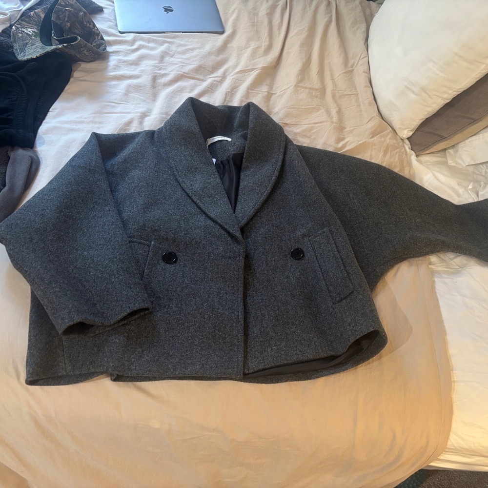 Commence jacket